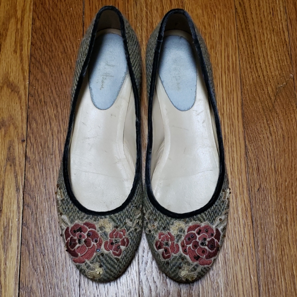 Cole Haan flats - size 8